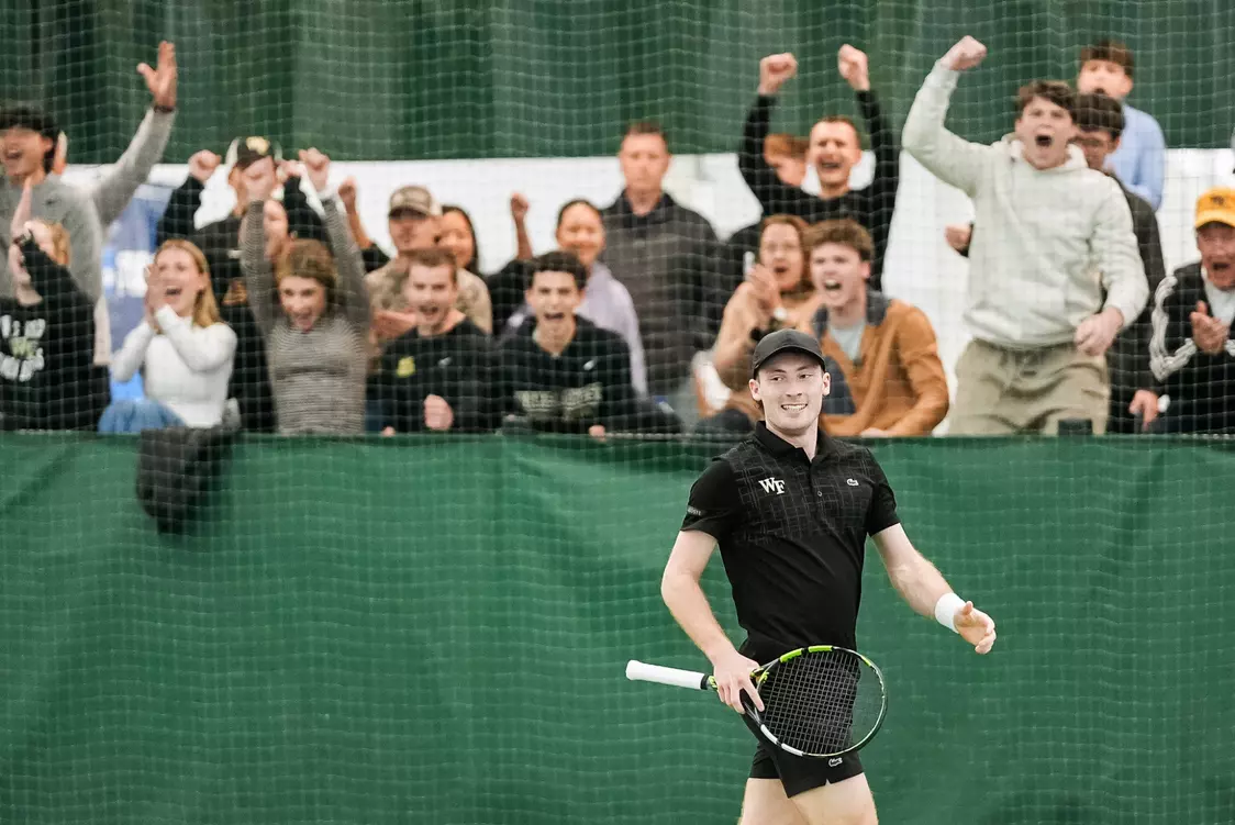 Wake Forest University logo